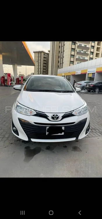 Toyota Yaris Sedan 2022 for Sale in Lahore Image-1