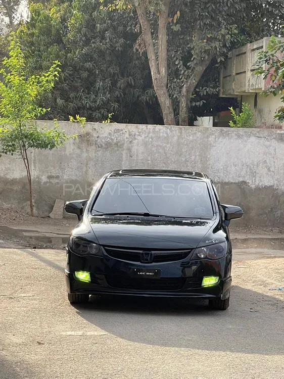 Honda Civic 2011 for Sale in Multan Image-1
