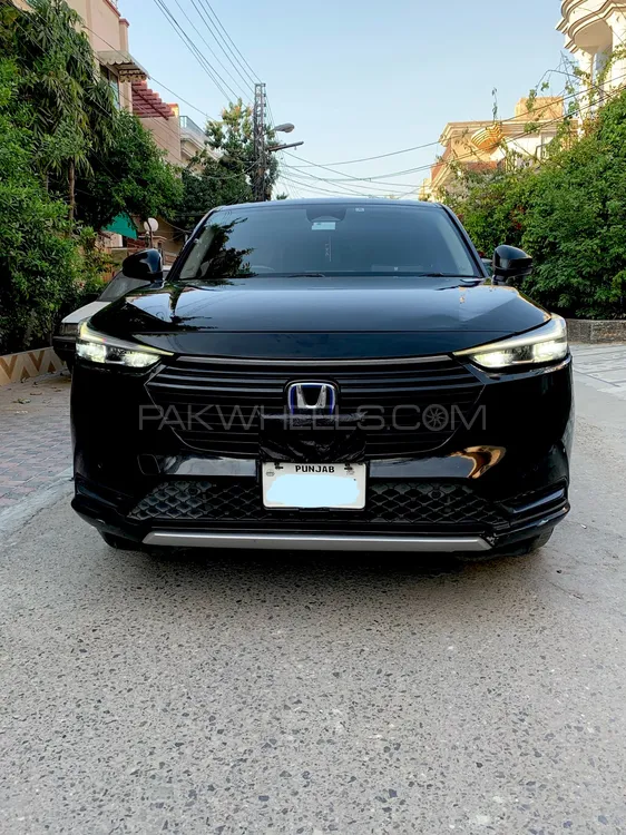 Honda Vezel 2021 for Sale in Lahore Image-1