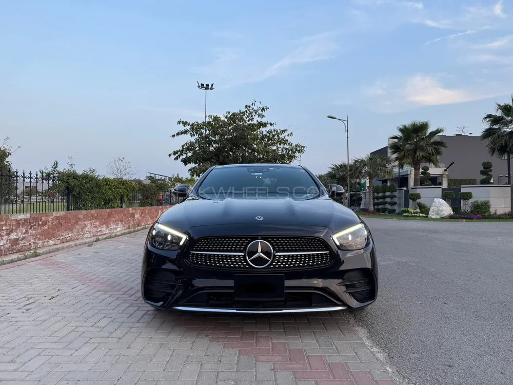 Mercedes Benz E Class 2020 for Sale in Lahore Image-1