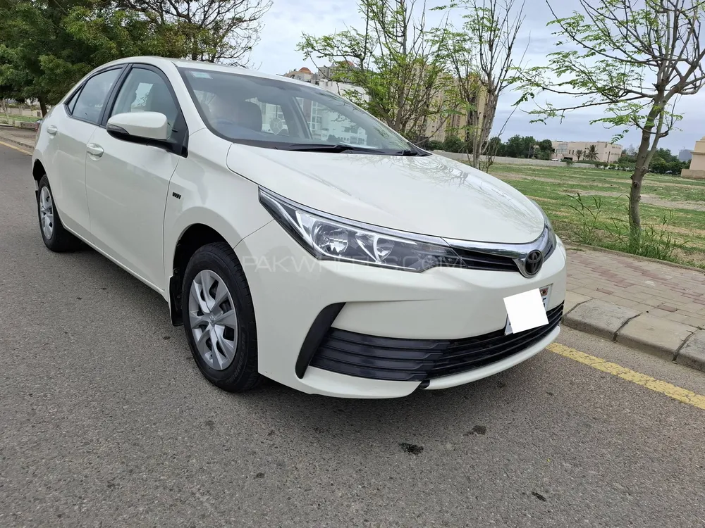 Toyota Corolla 2019 for Sale in Karachi Image-1
