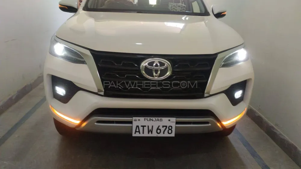ٹویوٹا فورچیونر 2021 for Sale in مظفرگڑھ Image-1
