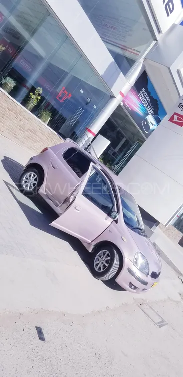 Toyota Vitz 2003 for Sale in Quetta Image-1