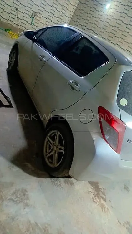 Toyota Vitz 2017 for Sale in Sialkot Image-1