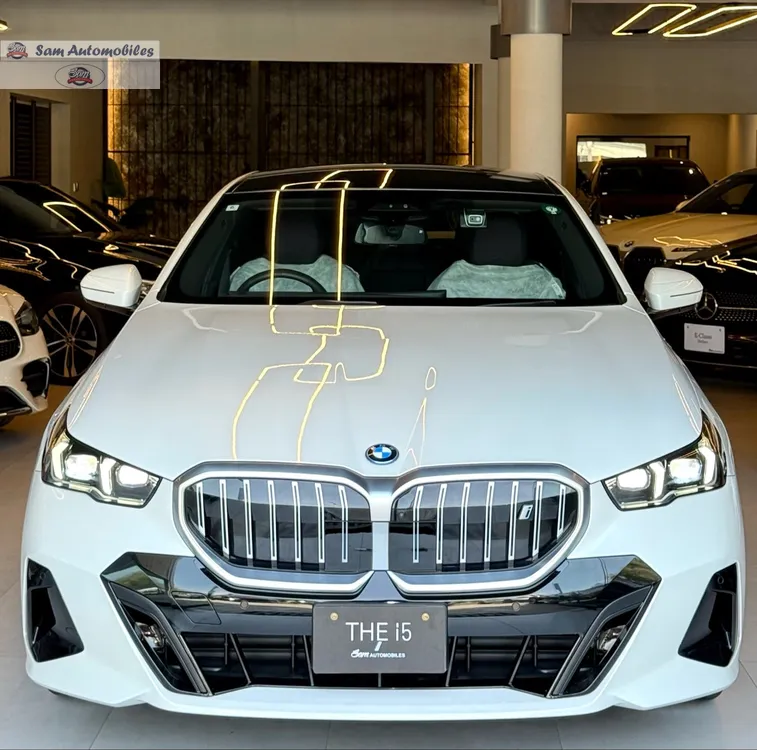 BMW i5 2023 for Sale in Karachi Image-1