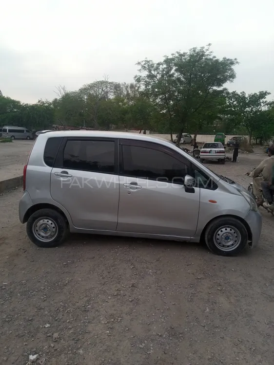 Daihatsu Move 2011 for Sale in Islamabad Image-1