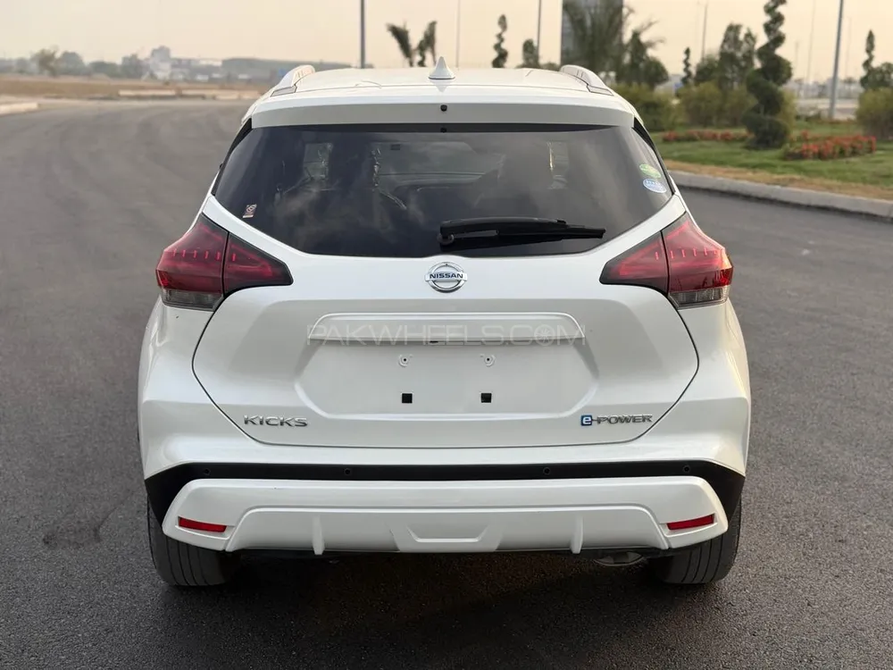 Nissan Kicks 2021 for Sale in Lahore Nissan Kicks 2021 for Sale in Lahore Image-4