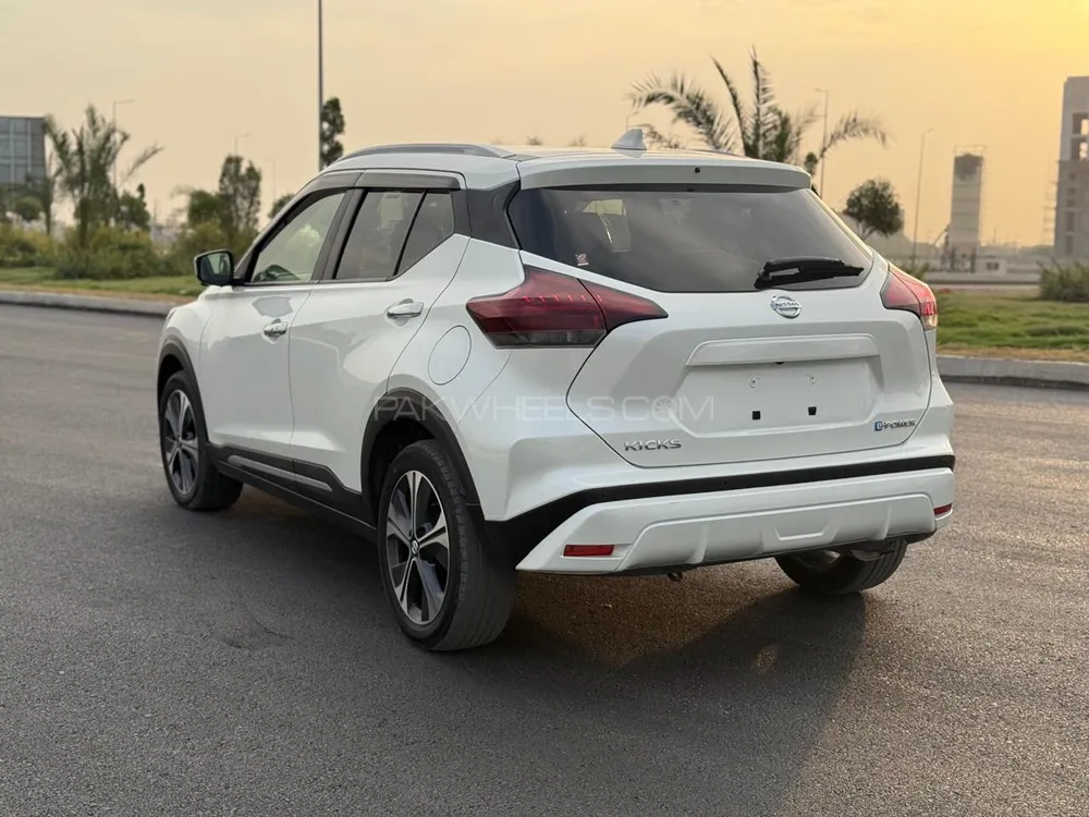 Nissan Kicks 2021 for Sale in Lahore Nissan Kicks 2021 for Sale in Lahore Image-5