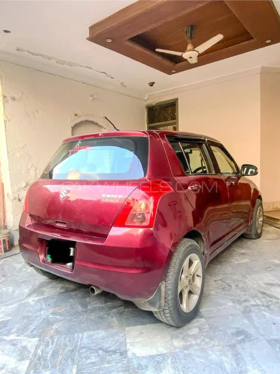 Suzuki Swift 2010 for Sale in Lahore Image-1