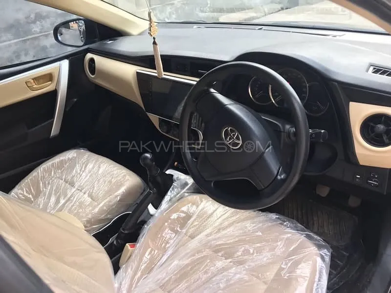 Toyota Corolla 2018 for Sale in Sialkot Image-1
