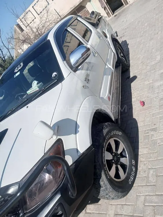 Toyota Hilux 2008 for Sale in Gujranwala Image-1