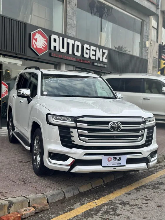 Toyota Land Cruiser 2022 for Sale in Islamabad Image-1