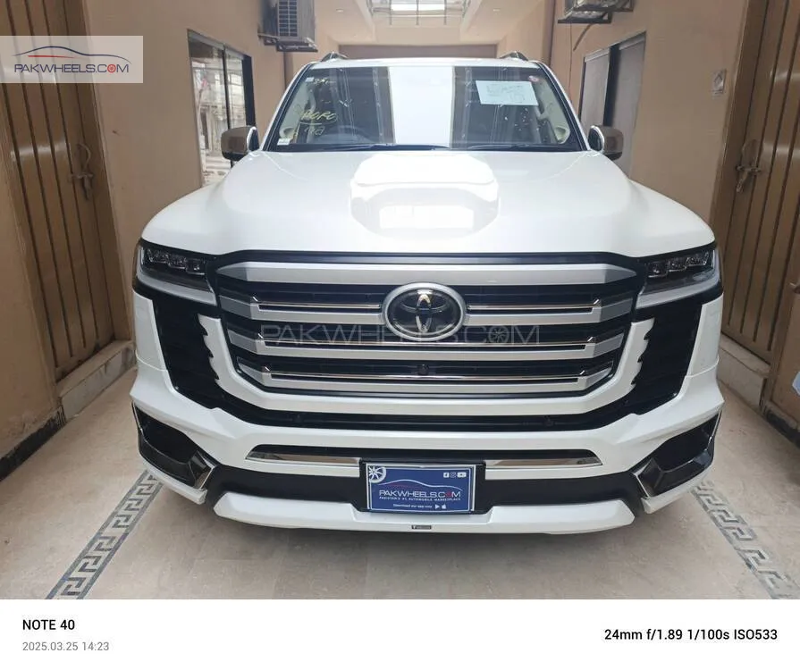 ٹویوٹا لینڈ کروزر 2023 for Sale in راولپنڈی Image-1