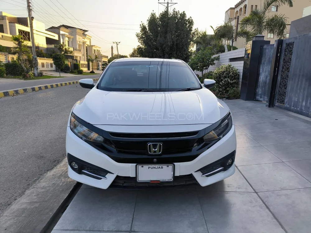 Honda Civic 2020 for Sale in Multan Image-1