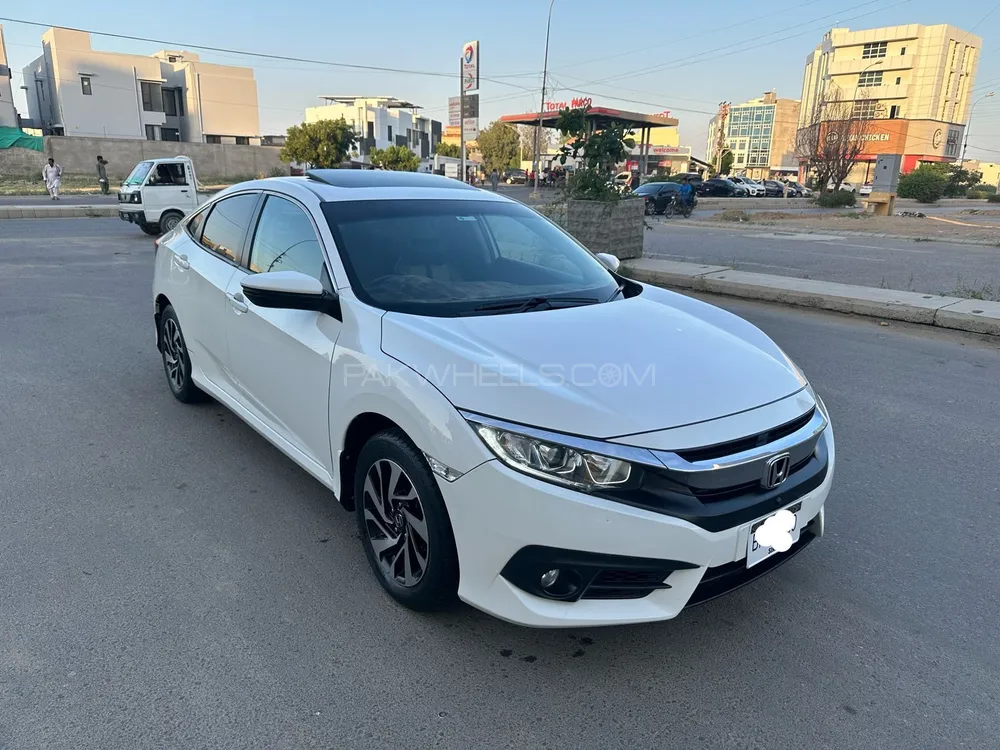 ہونڈا سوک 2018 for Sale in کراچی Image-1