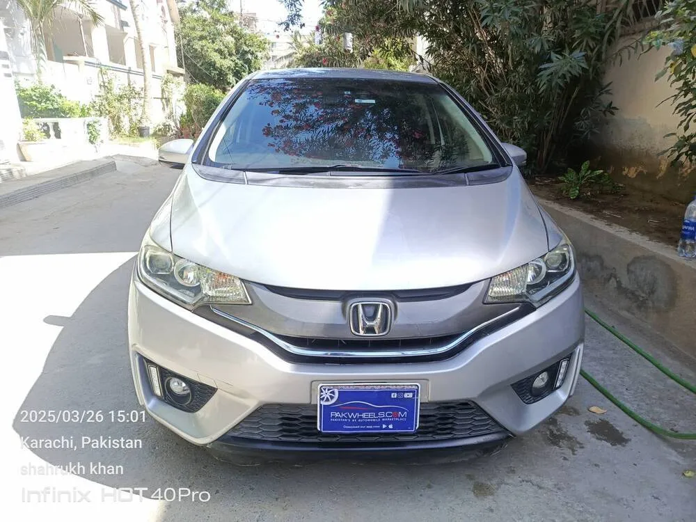 Honda Fit 2015 for Sale in Karachi Image-1