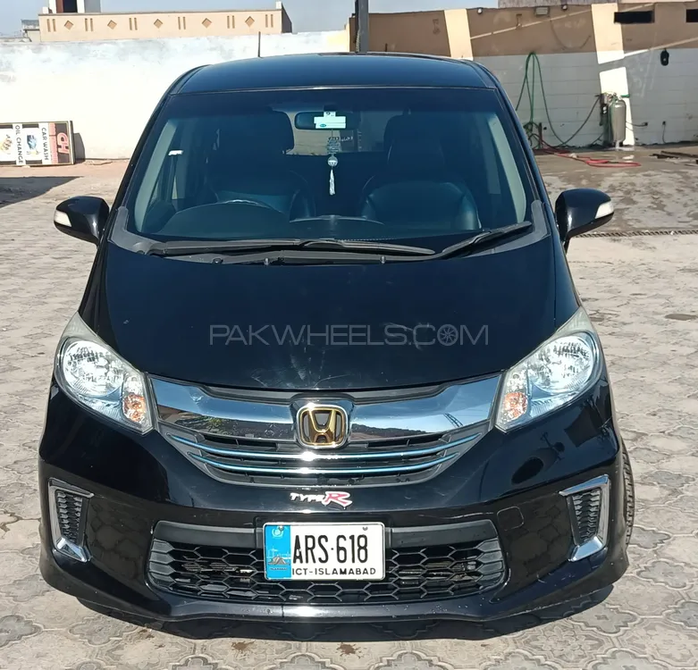 Honda Freed 2014 for Sale in Rawalpindi Image-1