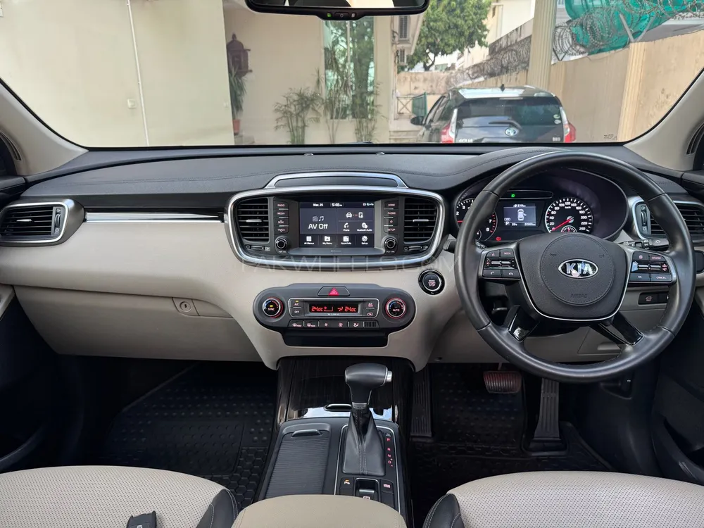KIA Sorento 2022 for Sale in Islamabad KIA Sorento 2022 for Sale in Islamabad Image-5