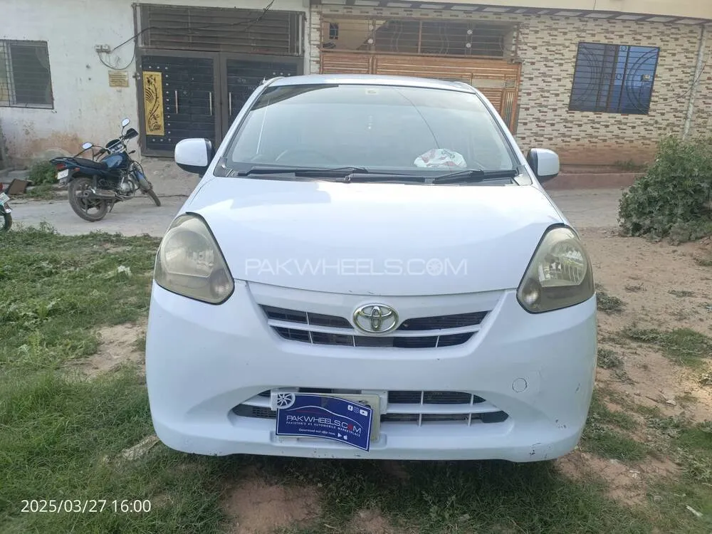 Toyota Pixis Epoch 2012 for Sale in Islamabad Image-1