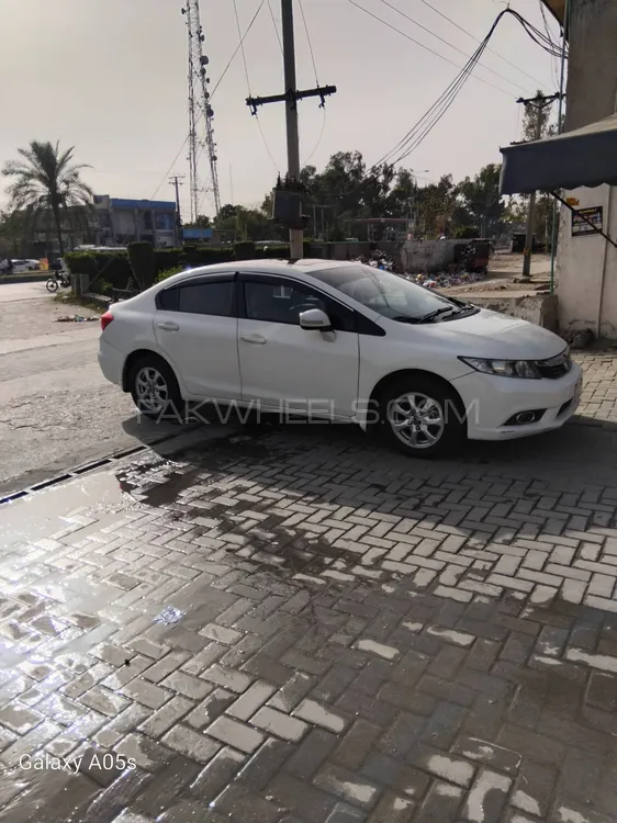 Honda Civic 2015 for Sale in Gujrat Image-1