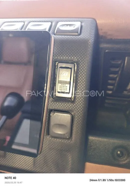 Land Rover Defender 2007 for Sale in Lahore Land Rover Defender 2007 for Sale in Lahore Image-12