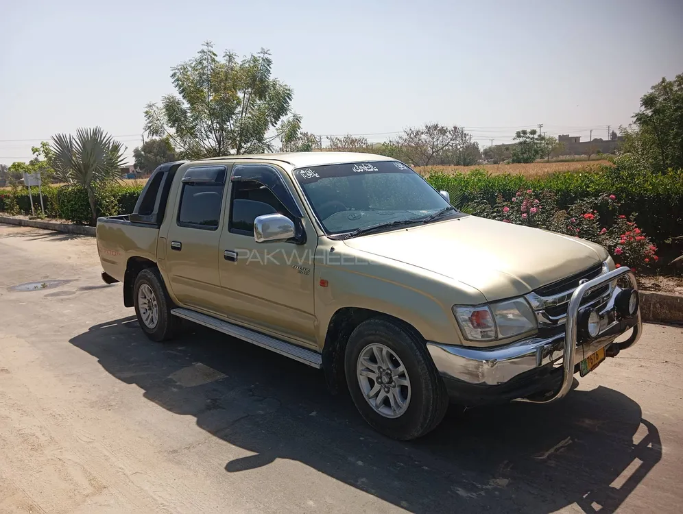 Toyota Hilux 2002 for Sale in Chowk munda Image-1