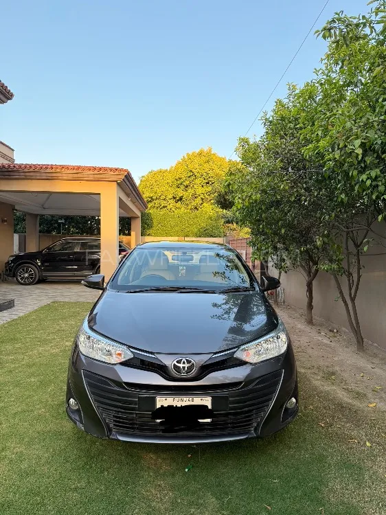 Toyota Yaris Sedan 2021 for Sale in Lahore Image-1