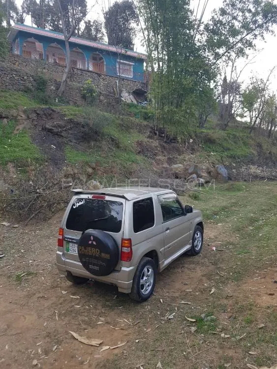 Mitsubishi Pajero Mini 2002 for Sale in Kashmir Image-1