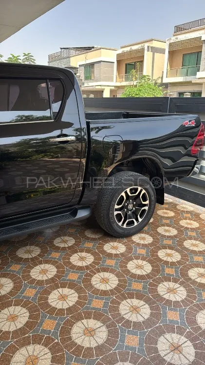 Toyota Hilux 2022 for Sale in Karachi Image-1
