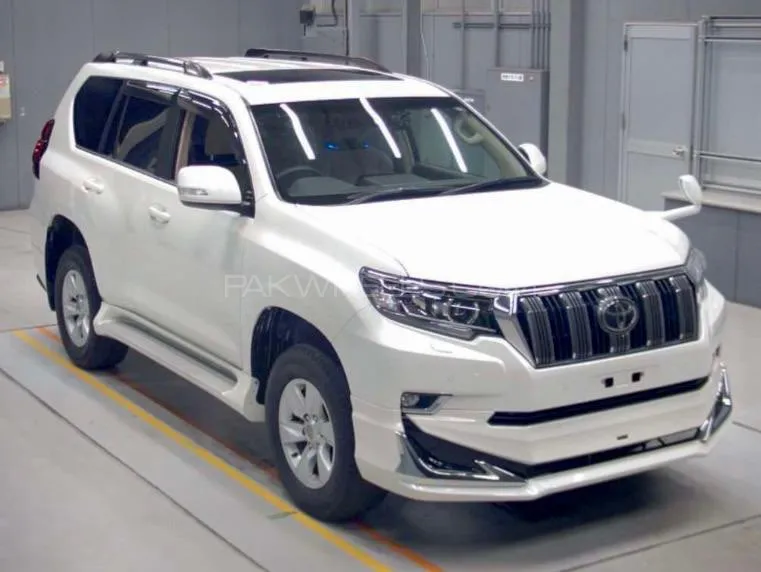 Toyota Prado 2019 for Sale in Lahore Image-1