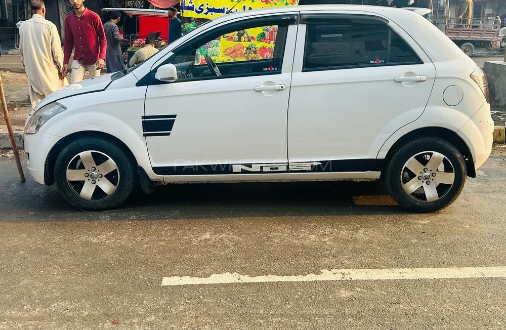 FAW V2 2019 for Sale in Lahore Image-1