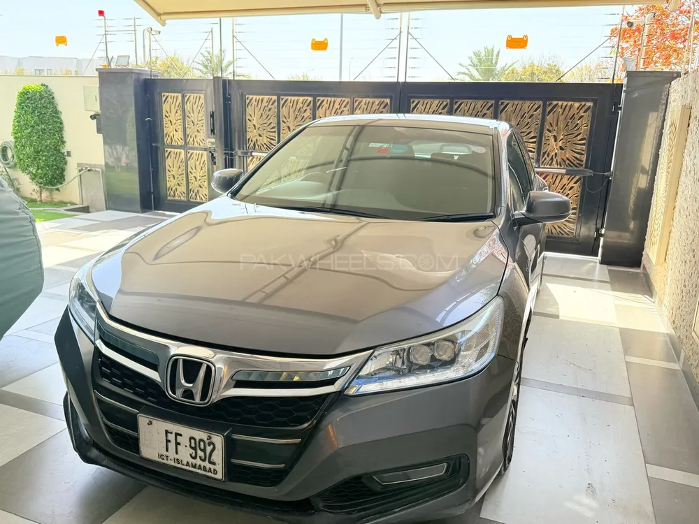 Honda Accord 2013 for Sale in Lahore Image-1