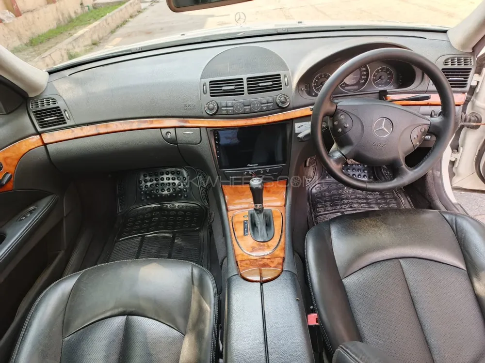 مرسڈیز بینز ای کلاس 2005 for Sale in لاہور مرسڈیز بینز ای کلاس 2005 for Sale in لاہور Image-19