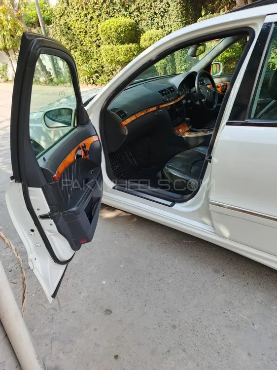 مرسڈیز بینز ای کلاس 2005 for Sale in لاہور مرسڈیز بینز ای کلاس 2005 for Sale in لاہور Image-15