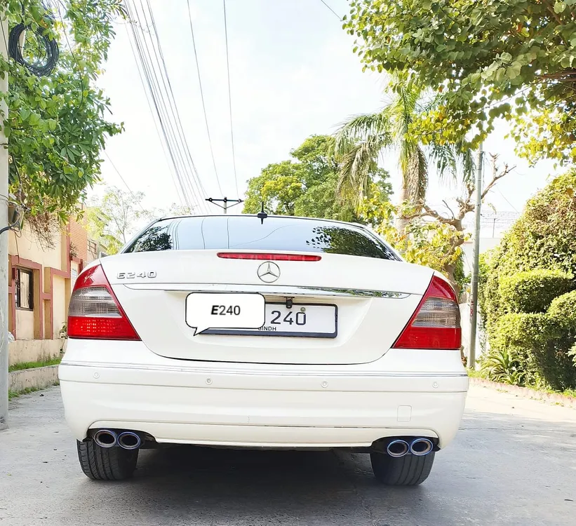 مرسڈیز بینز ای کلاس 2005 for Sale in لاہور مرسڈیز بینز ای کلاس 2005 for Sale in لاہور Image-2