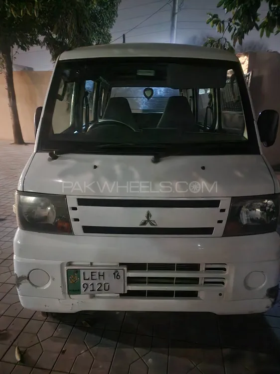 Mitsubishi Minicab 2011 for Sale in Lahore Image-1