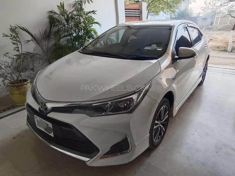 Toyota Corolla 2021 for Sale in Dera ismail khan Image-1