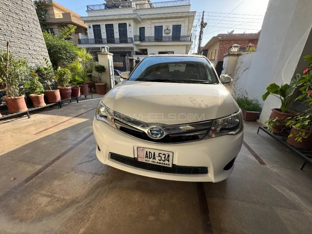 Toyota Corolla Fielder 2014 for Sale in Islamabad Image-1