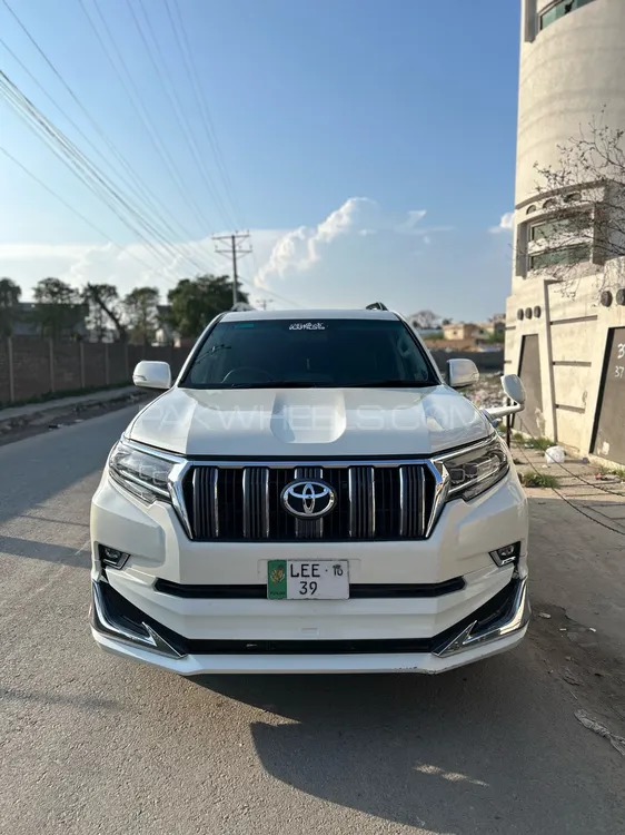 Toyota Prado 2011 for Sale in Gujrat Image-1