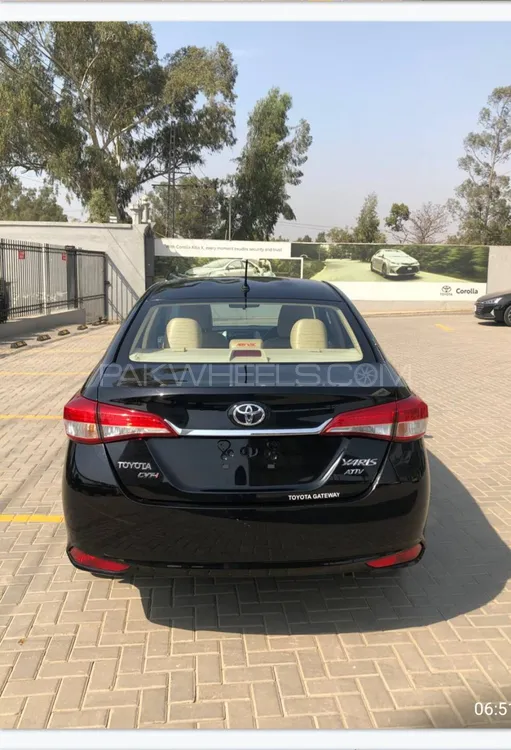 Toyota Yaris Sedan 2023 for Sale in Lahore Image-1