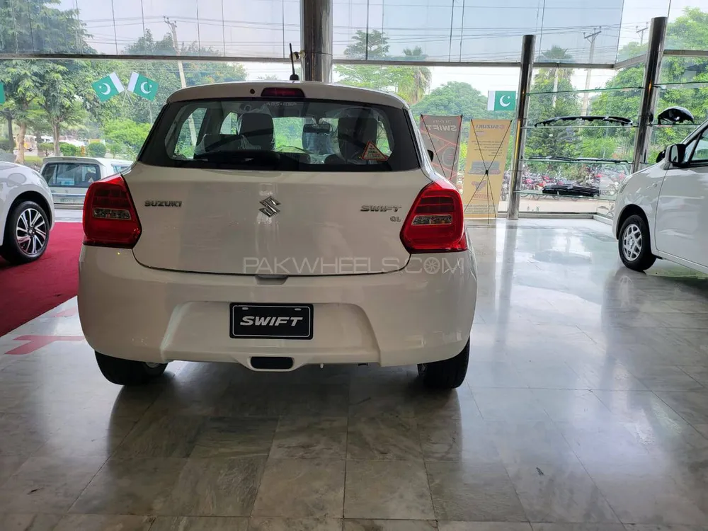 سوزوکی سوئفٹ 2023 for Sale in گجرانوالہ Image-1