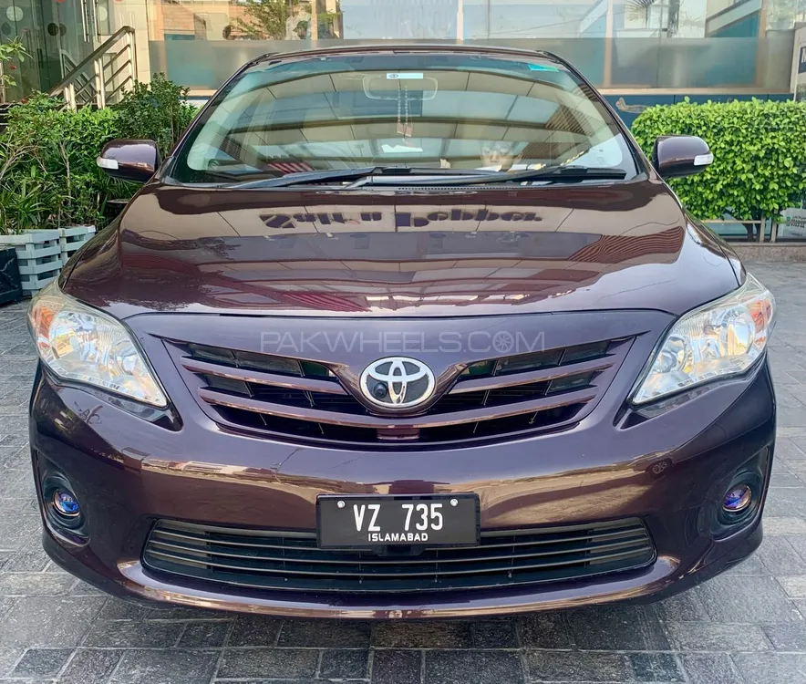 Toyota Corolla 2012 for Sale in Faisalabad Image-1