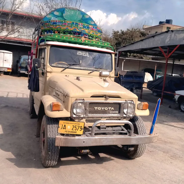 ٹویوٹا ایف جے کروزر 1984 for Sale in ایبٹ آباد Image-1
