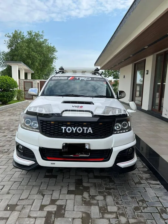 Toyota Hilux 2014 for Sale in Mirpur A.K. Image-1