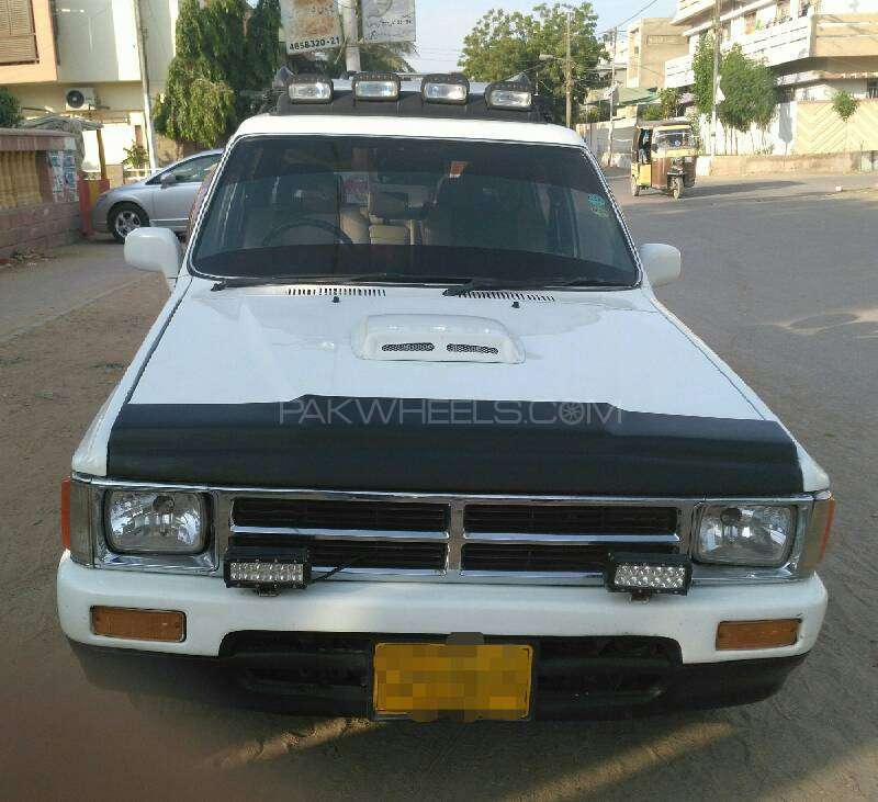Toyota Hilux 1987 for Sale in Karachi Image-1
