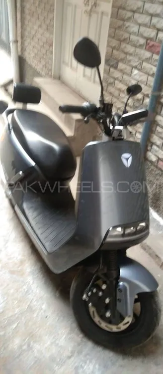 Yadea G5 2024 for Sale Image-1