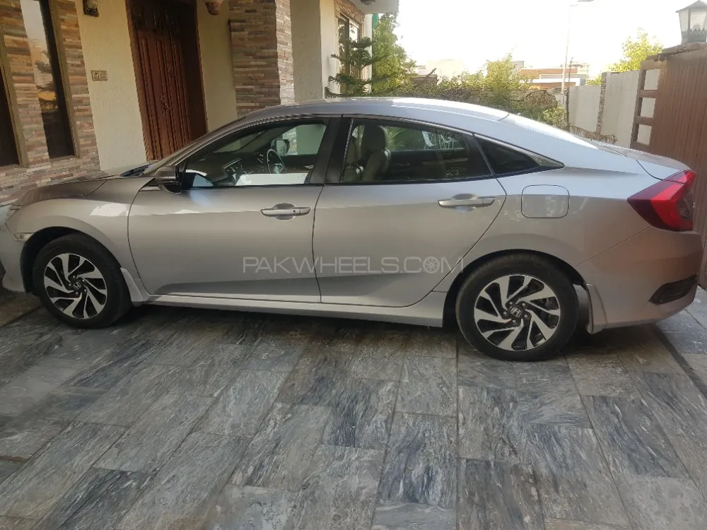 Honda Civic 2016 for Sale in Islamabad Image-1