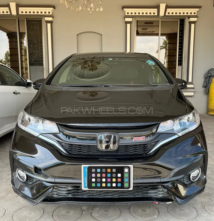 Honda Fit 2017 for Sale in Jhelum Image-1