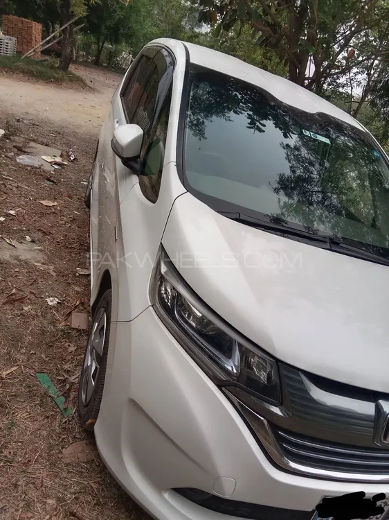 Honda Freed 2018 for Sale in Islamabad Image-1