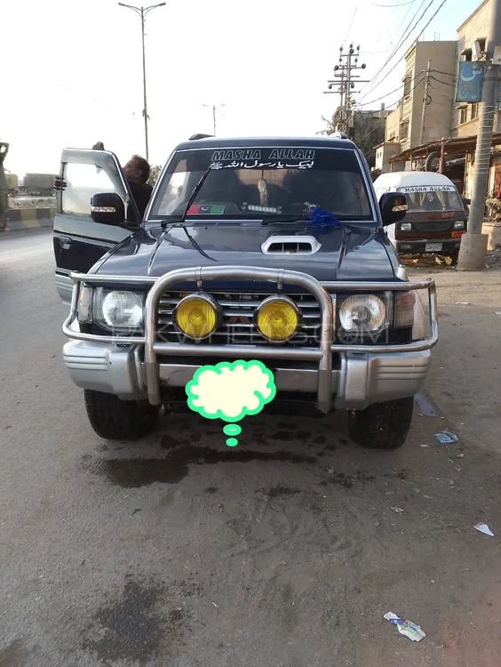 Mitsubishi Pajero 1987 for Sale in Karachi Image-1